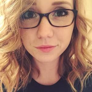 Meet your Posher, Becca